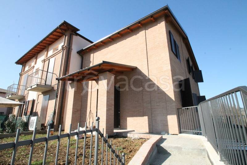 Villa in vendita a Valsamoggia via Campazza