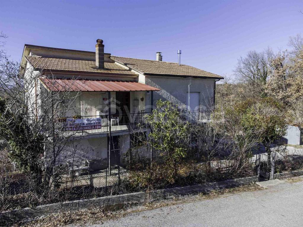 Villa in vendita a Rieti via della Croce