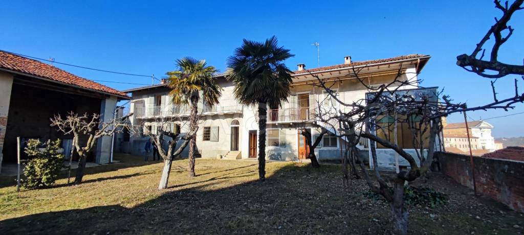 Casale in vendita a Villafranca d'Asti via San Rocco