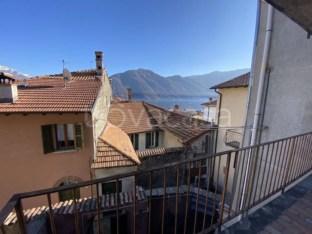 Appartamento in vendita a Tremezzina via Sant'Abbondio