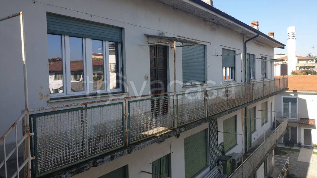 Appartamento in vendita a Trecate corso Roma, 10