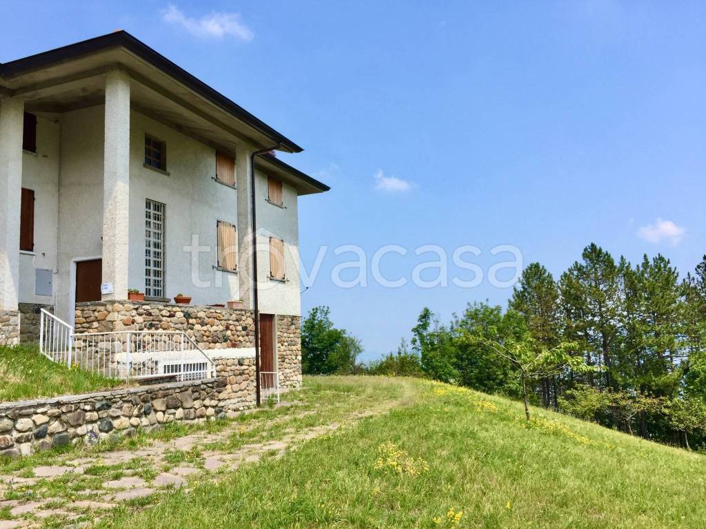 Villa Bifamiliare in vendita a Bobbio
