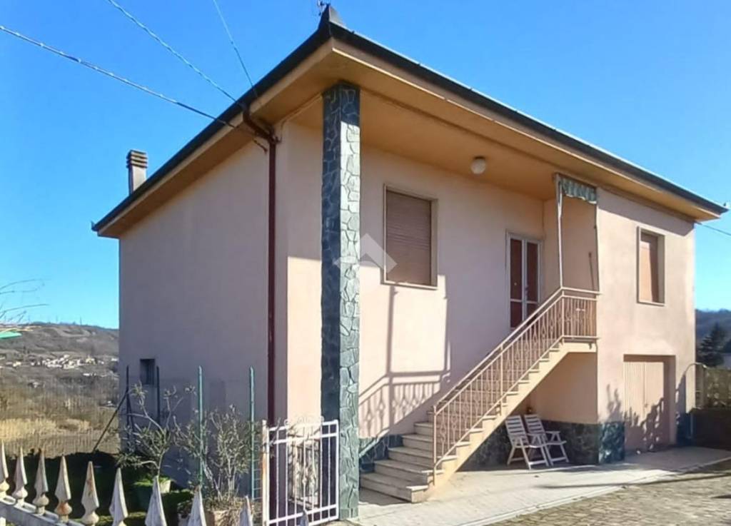 Casa Indipendente in vendita ad Acqui Terme passeggiata Bellavista, 32