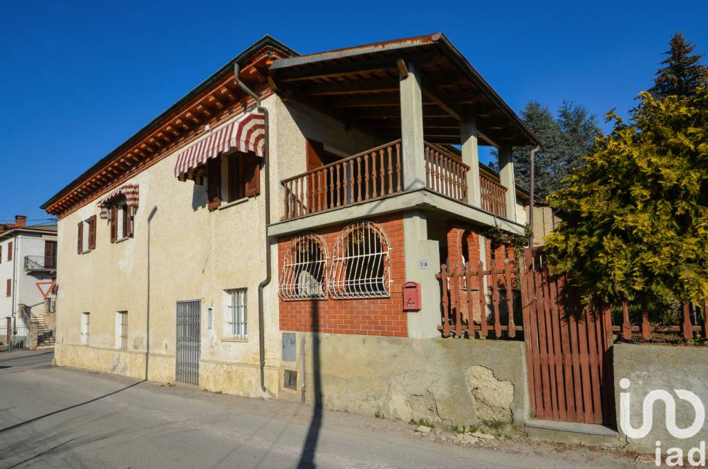 Villa in vendita a Saliceto via Riccardo Moizo