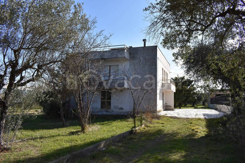 Villa in vendita a Poggiofiorito contrada Sodera, 39