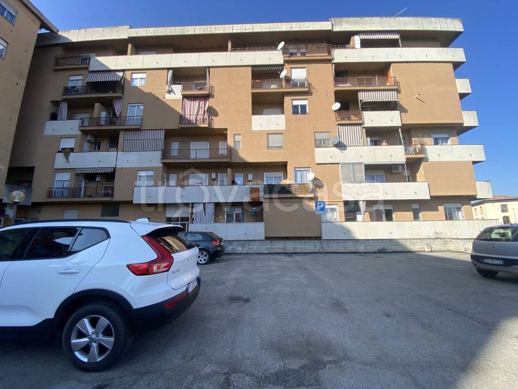 Appartamento in vendita a Nizza Monferrato corso Acqui, 21