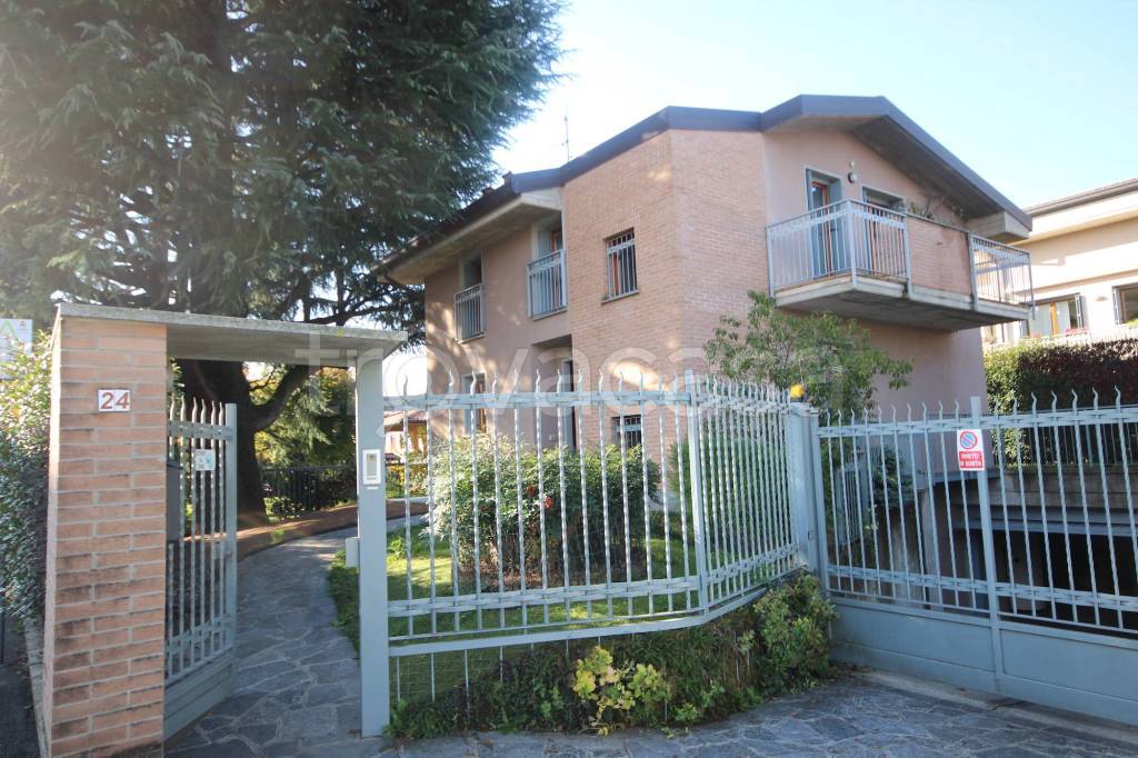 Villa in vendita a Osnago