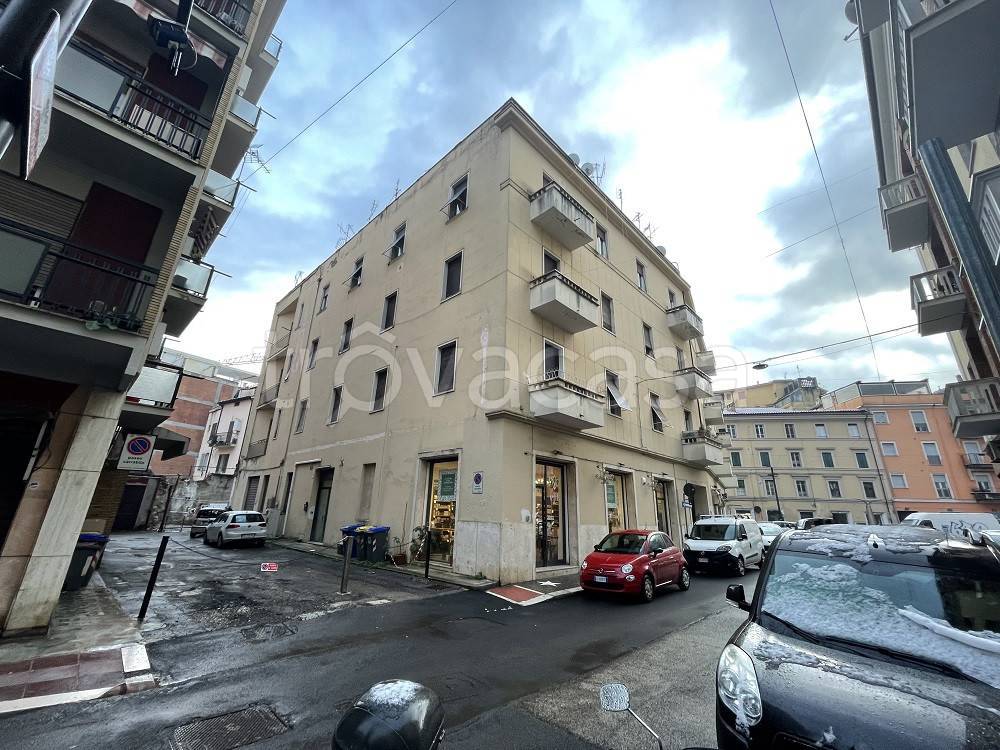 Appartamento in vendita a Terni via delle Portelle