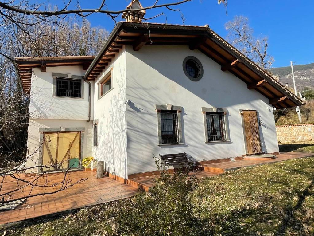 Villa in vendita a Subiaco via del Cerasolo