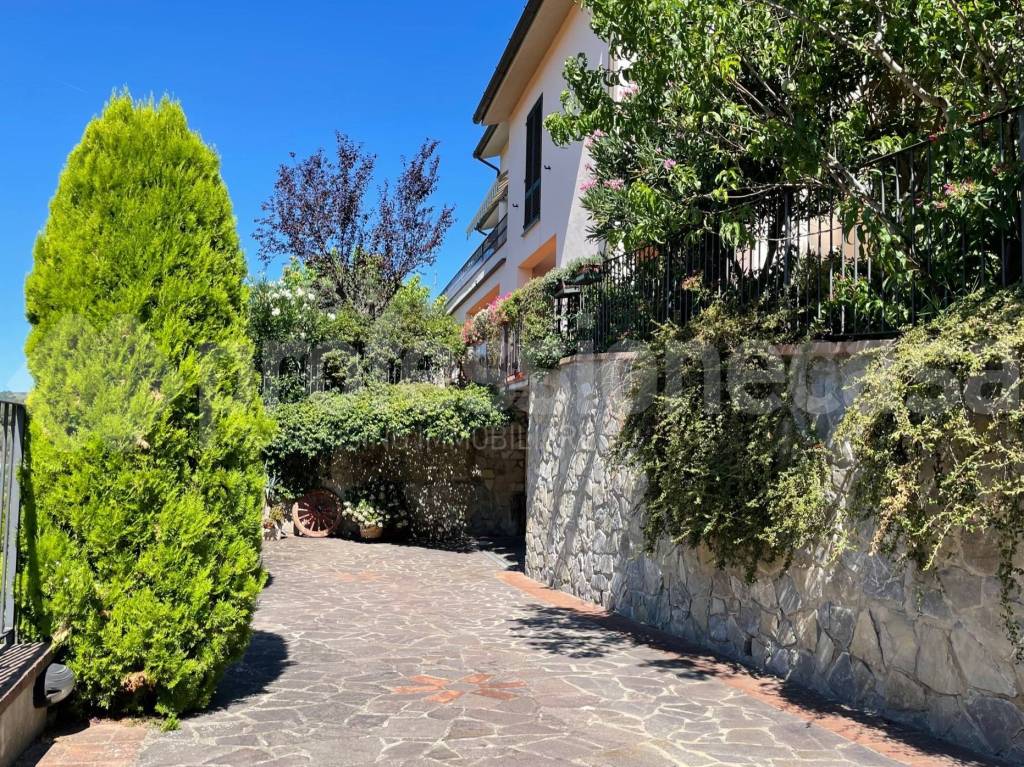 Villa Bifamiliare in vendita a Sinalunga via largo puccini , 10