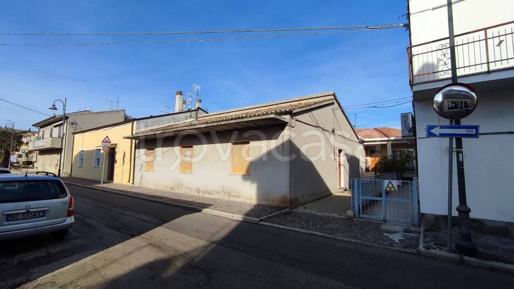 Casa Indipendente in vendita a Silvi via San Rocco, 70