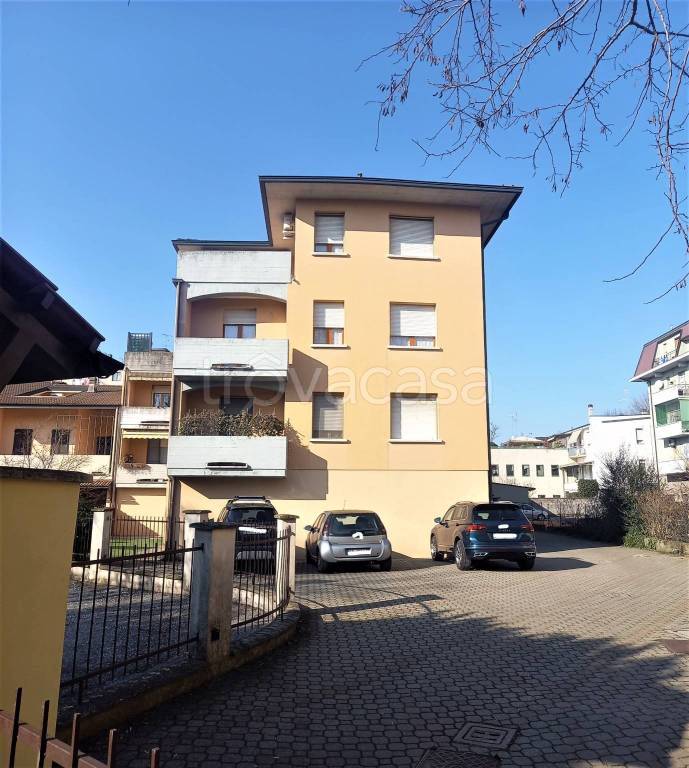 Appartamento in vendita a Cremona via Flaminia, 2