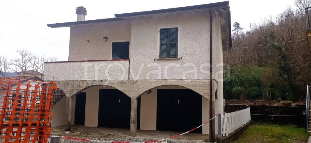 Casa Indipendente in in vendita da privato a Borghetto di Vara via 4 Novembre, 7/a