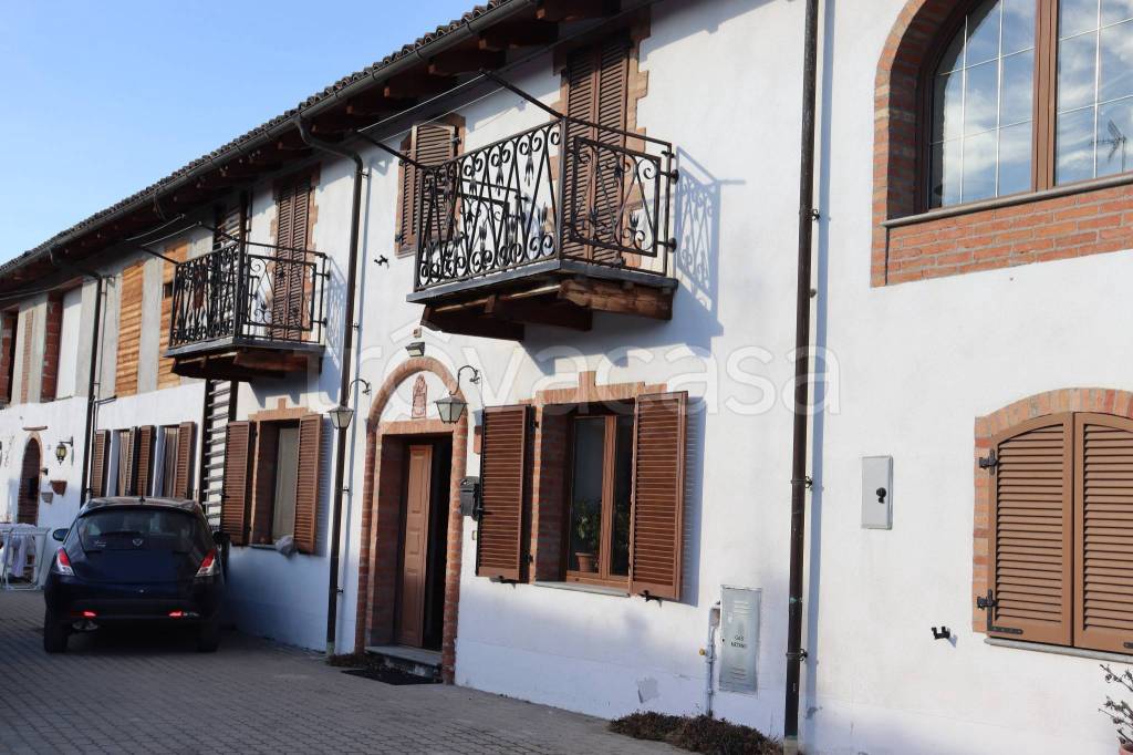 Villa Bifamiliare in vendita a Castagnole delle Lanze via Val Guarena, 10