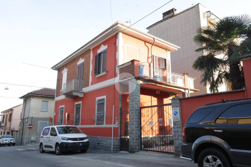 Appartamento in vendita a Moncalieri via Quintino Sella, 18