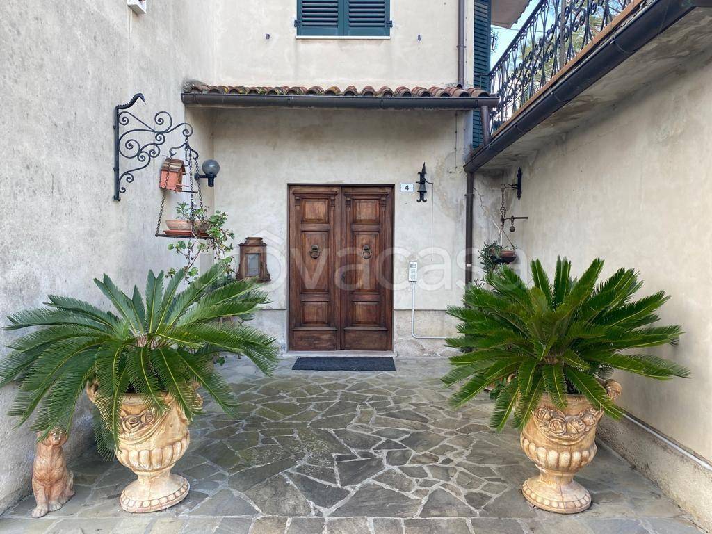 Villa Bifamiliare in in vendita da privato ad Appignano via Giovanni Boccaccio, 4