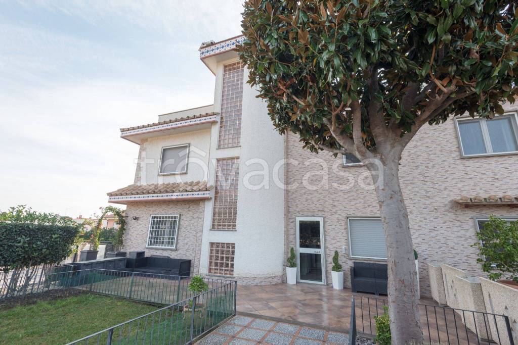 Villa a Schiera in in vendita da privato a Santa Marinella via Lombardia, 16