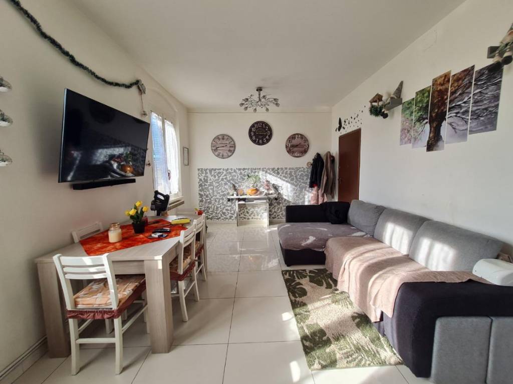 Appartamento in vendita a La Spezia via Sarzana, 380