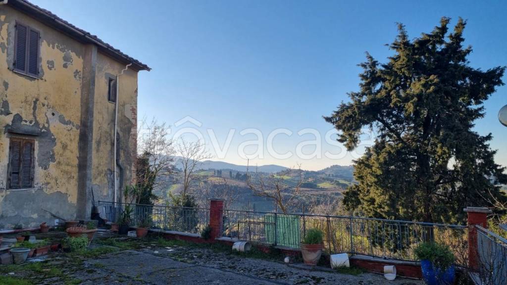 Casale in vendita a Fauglia via s. Regolo,, 56043