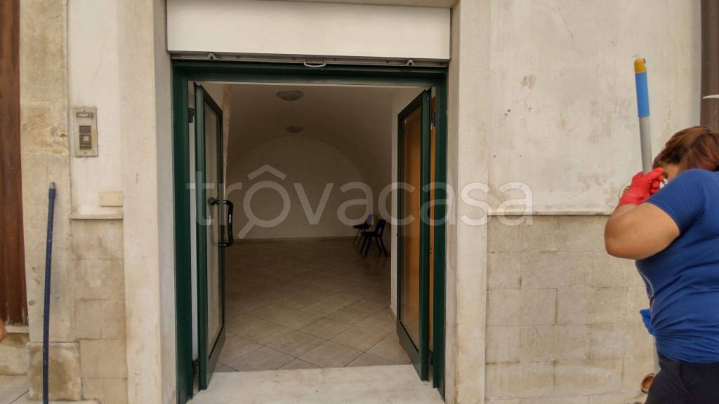 Ufficio in in vendita da privato a Castellana Grotte via Roma, 71