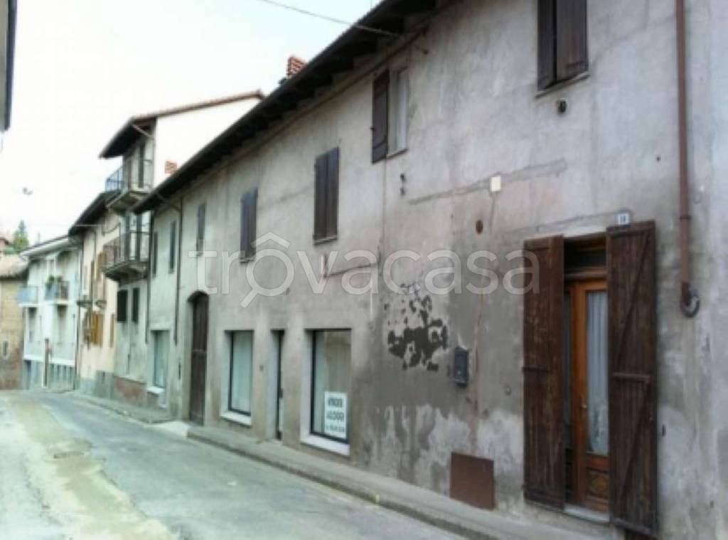 Appartamento all'asta a Montechiaro d'Asti via Mairano, 50-52