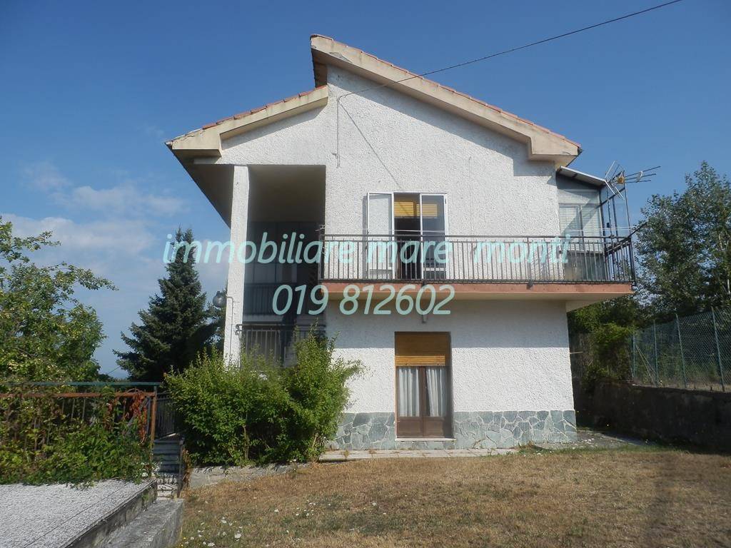 Villa Bifamiliare in vendita a Giusvalla località Veracurta