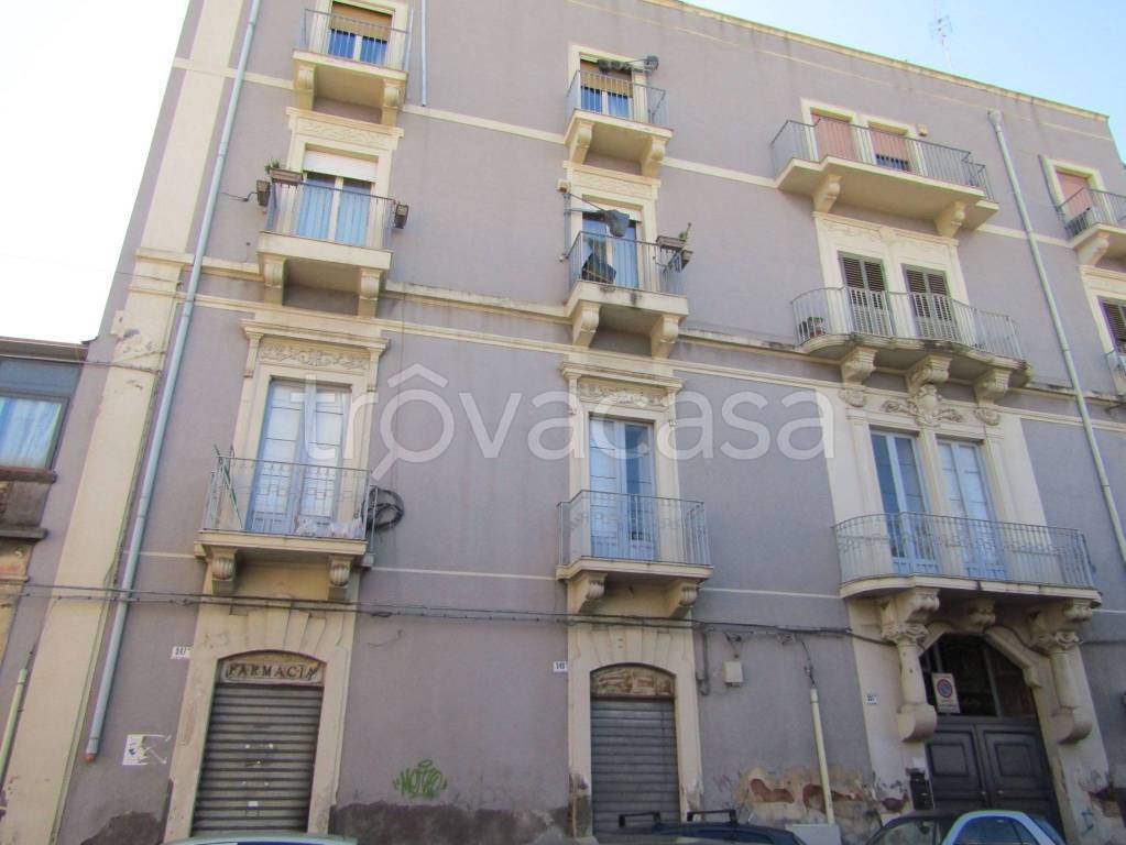 Appartamento in vendita a Catania via Vittorio Emanuele II
