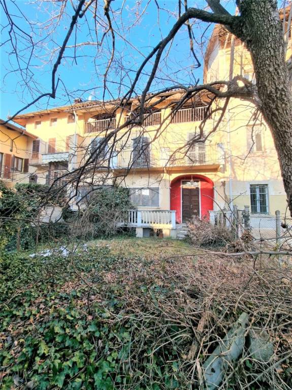 Casa Indipendente in vendita a Biella str. Cantone Bonino, 32