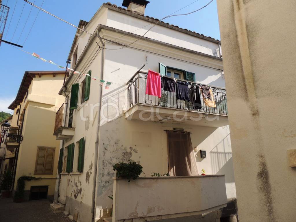 Appartamento in vendita a Lettomanoppello via Nino Bixio, 12