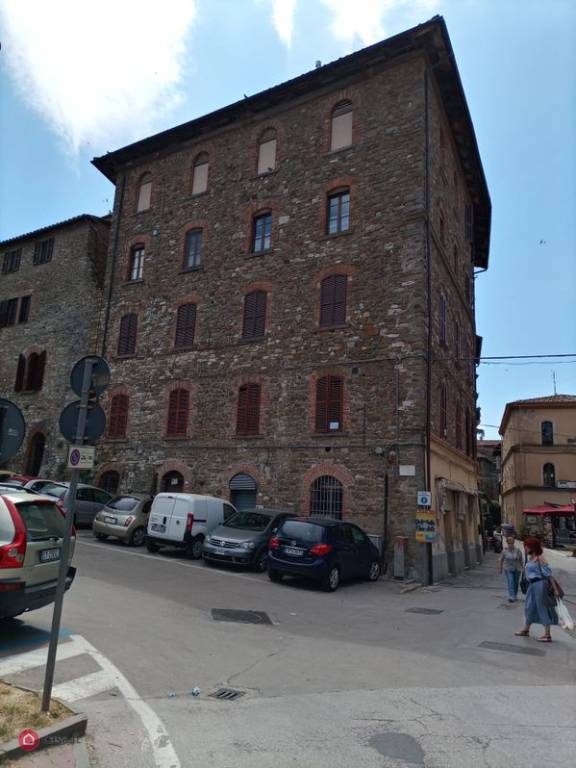 Appartamento in vendita a Passignano sul Trasimeno piazza Aldo Moro