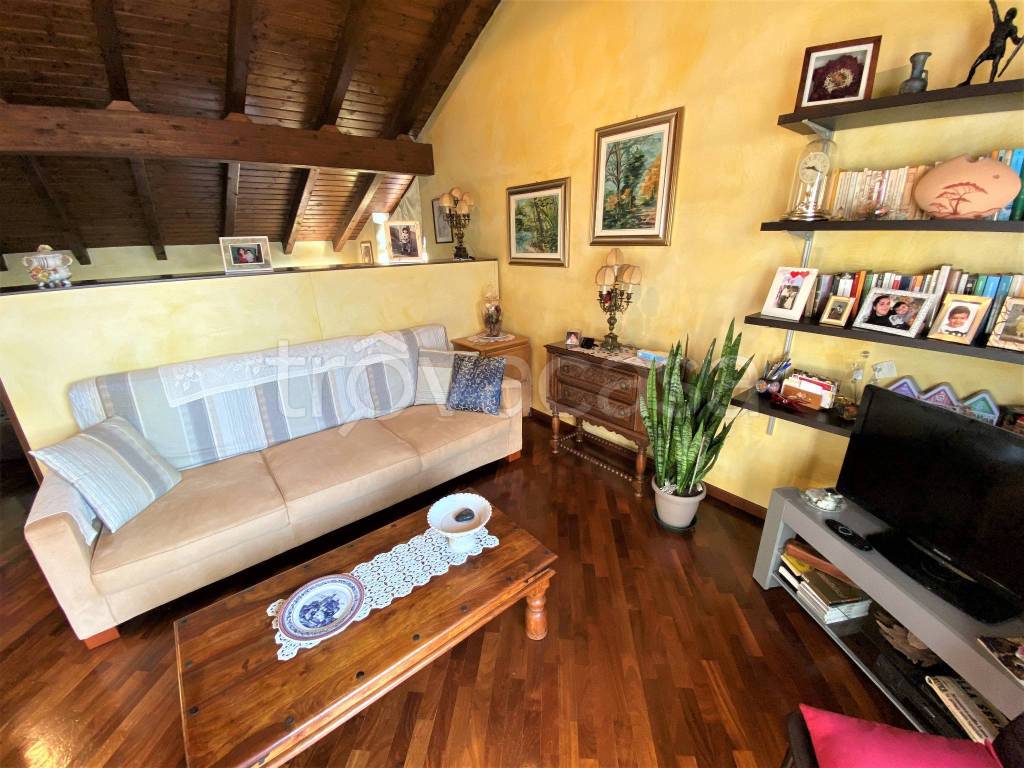 immagine annuncio 1 di 9
