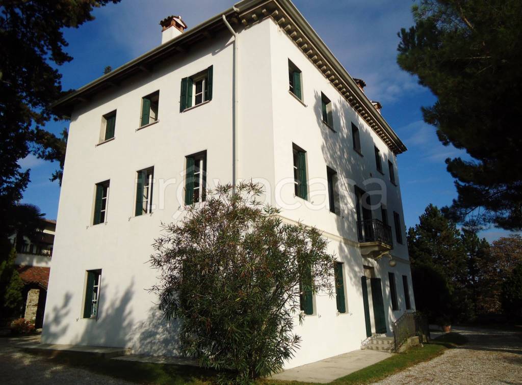 Villa in vendita a Fagagna via San Bartolomeo, 16