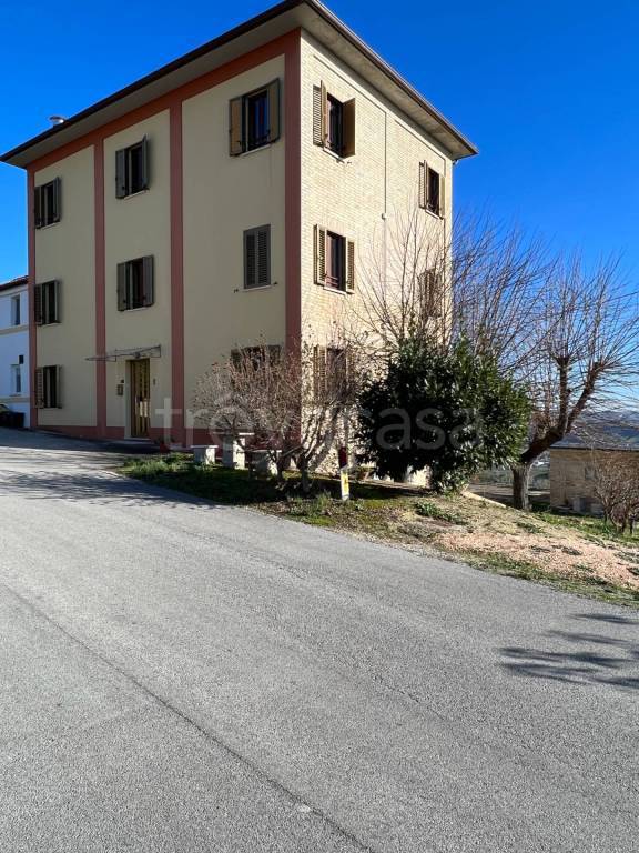 Casa Indipendente in vendita a Montegiorgio via ponte nuovo, 5