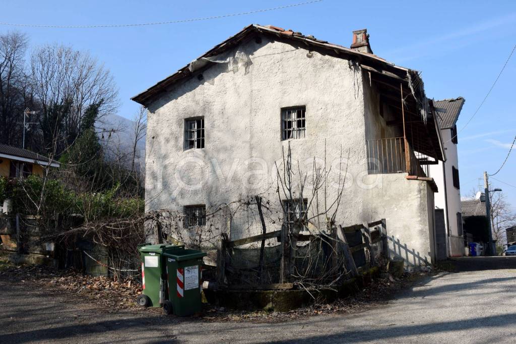 Casa Indipendente in vendita a Sant'Antonino di Susa via Piampalmero