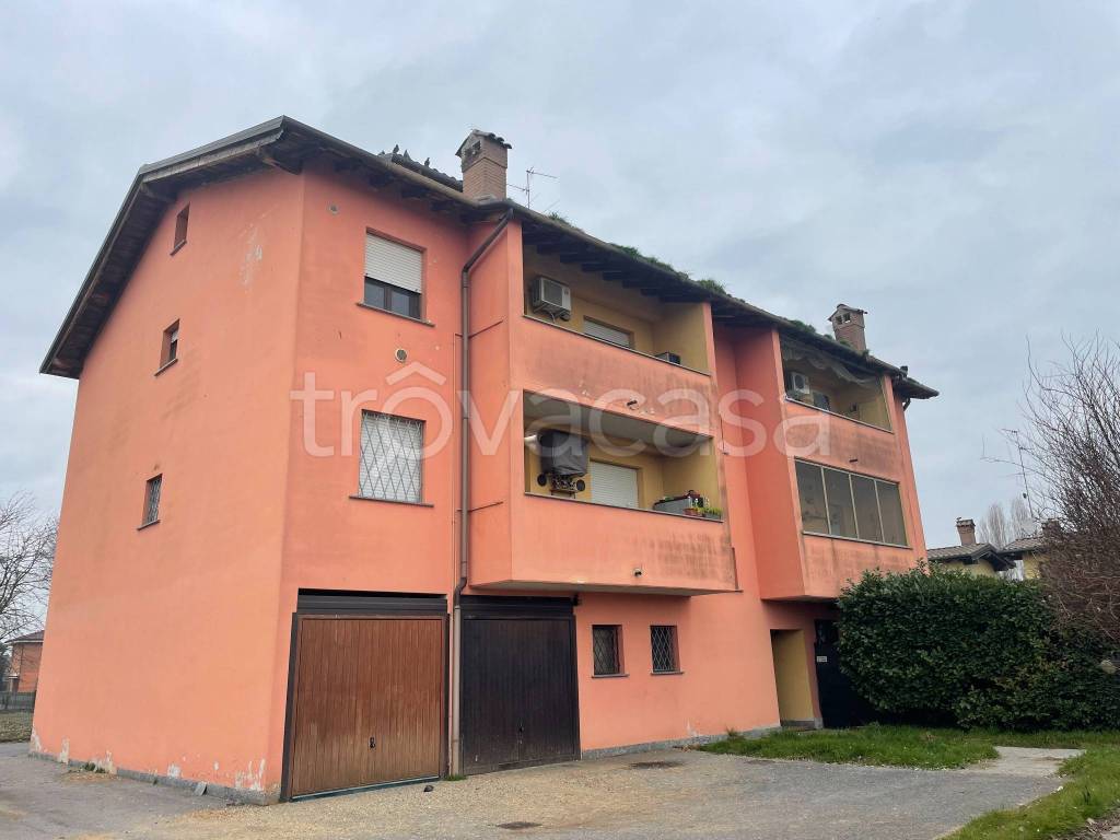 Appartamento in vendita a Torrevecchia Pia via Giuseppe Aguzzi, 34