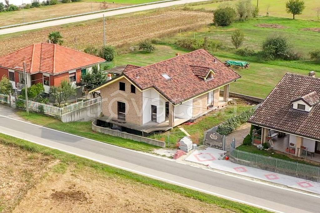 Villa Bifamiliare in vendita a Chivasso via Giacomo Leopardi, 1