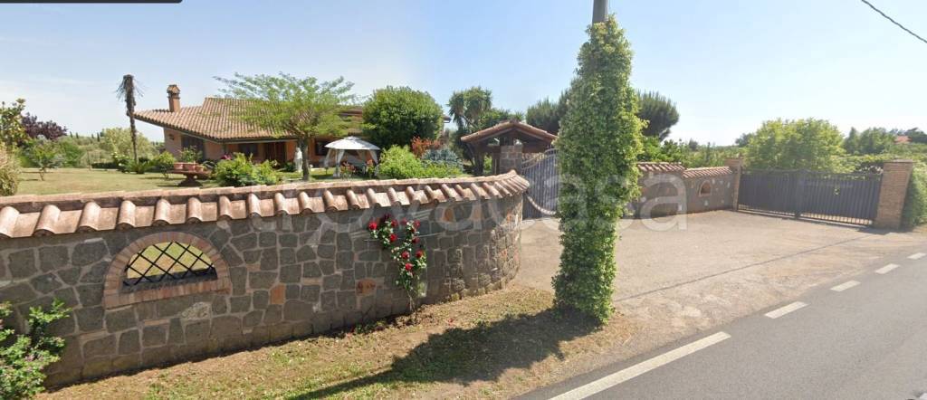 Villa in vendita ad Aprilia via apriliana, 114