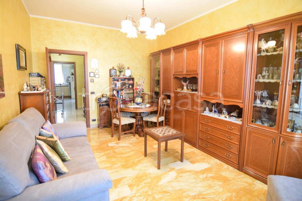 Appartamento in vendita a Torino corso Orbassano, 356