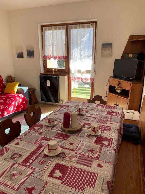 Appartamento in in affitto da privato ad Angolo Terme località Vareno