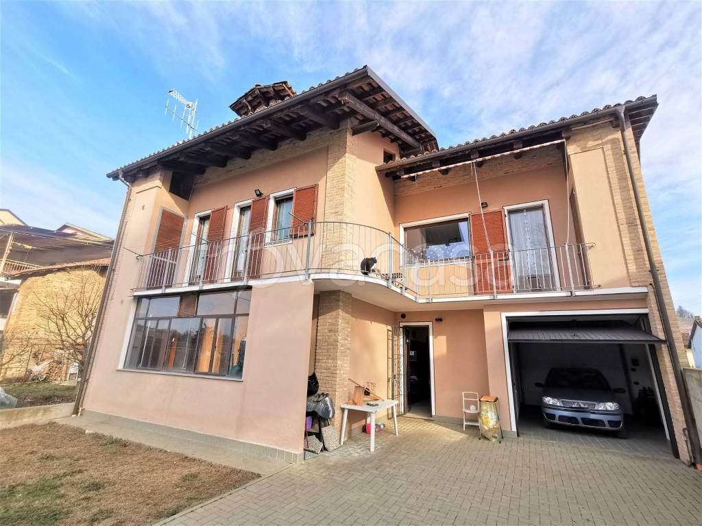 Villa a Schiera in vendita a Monticello d'Alba via Stazione, 22/b