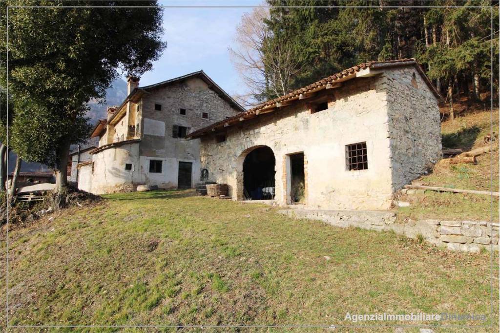 Villa in vendita a Cison di Valmarino via San Boldo