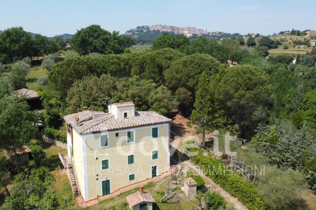 Villa in vendita a Montepulciano via di Nibbiano, snc
