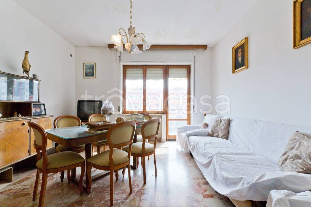 Appartamento in vendita a Pescara via Trigno, 38