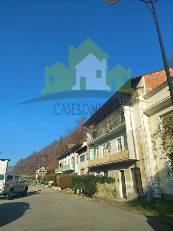 Casa Indipendente in vendita a Borgosesia regione villa san giovanni, 16/a