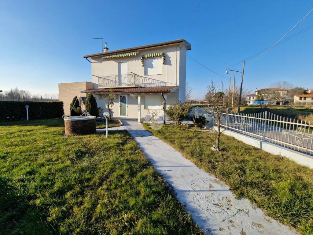 Villa in vendita a Treviso via Paludi