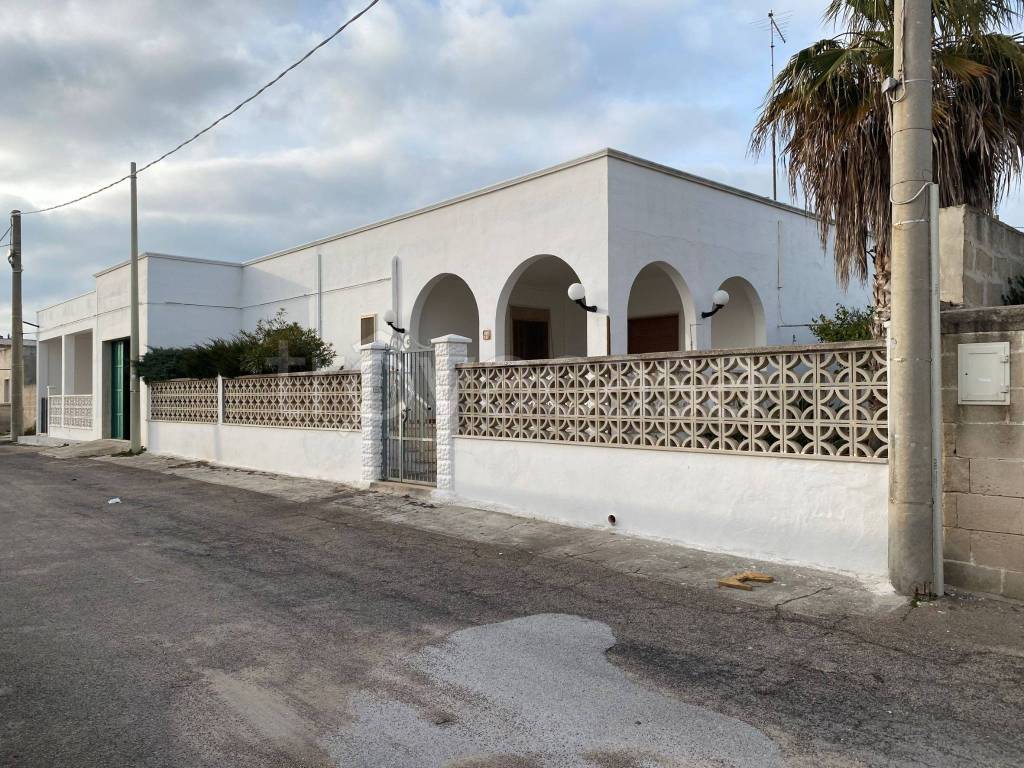 Villa in vendita a Manduria via Alghero