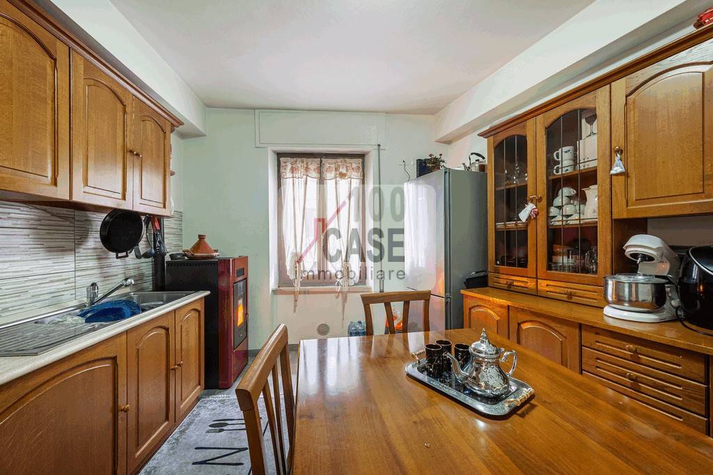 Appartamento in vendita ad Abbadia San Salvatore via Remedi