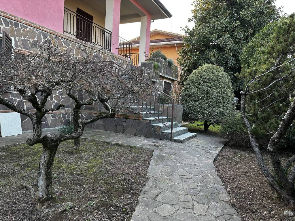 Villa in vendita a Vigolzone via Giosuè Carducci, 1