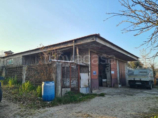 Casale in vendita ad Alatri via Scolopendra