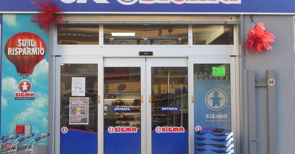 Supermercato/Minimarket in in vendita da privato a San Felice a Cancello via Napoli, 481